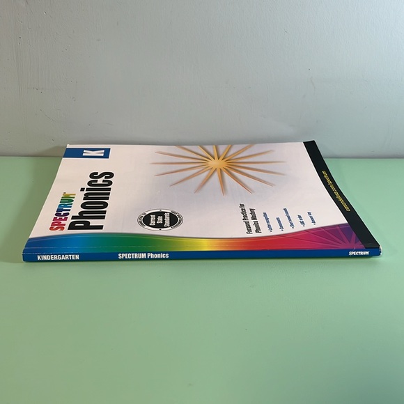 Spectrum Phonics Workbook Kindergarten, Kids Workbook for Home, Age 3-5 - Picture 2 of 5